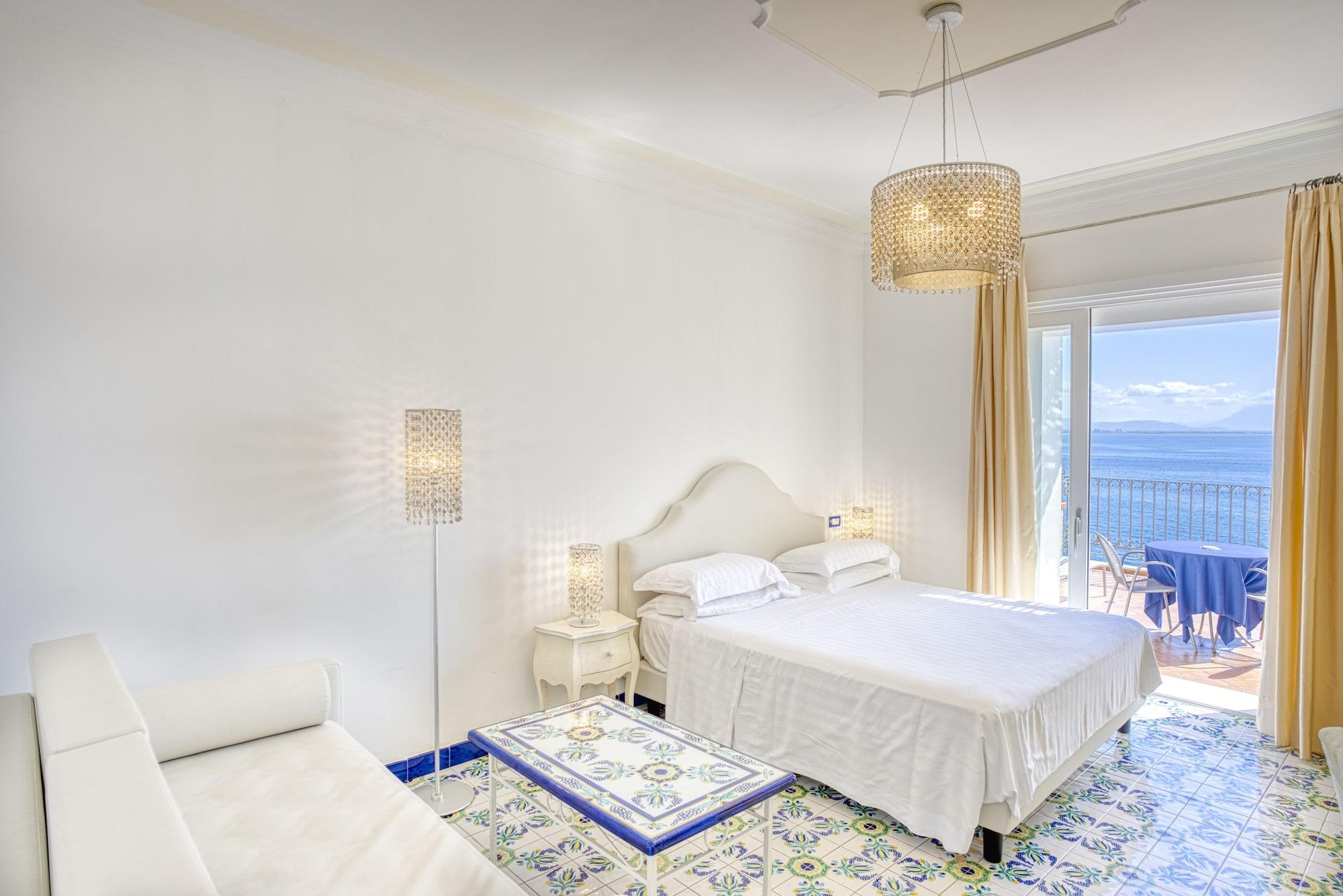 Cetus Hotel