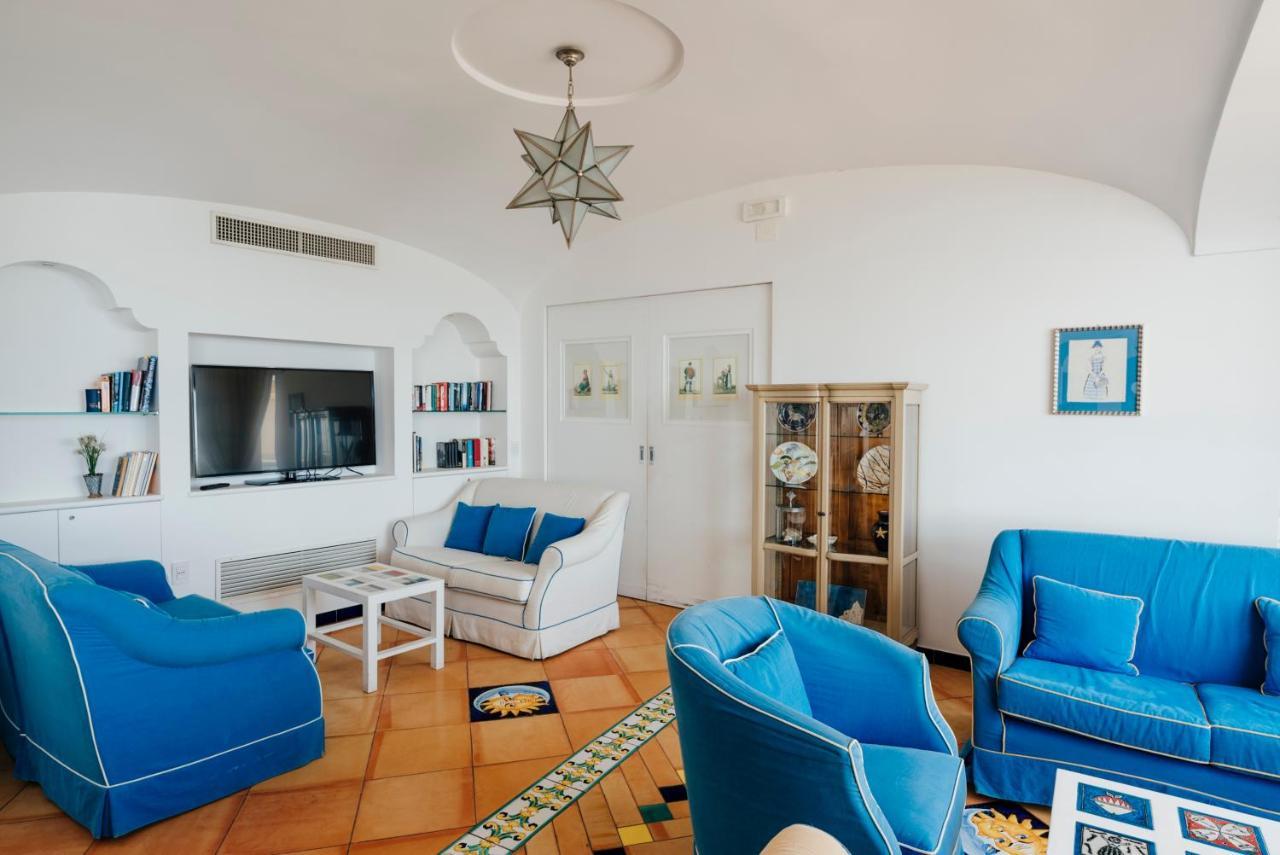 Cetus Hotel